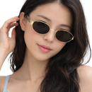 Óculos de Sol Feminino Solea Vintage D’Or Hex - Elegância solar que transforma qualquer look em segundos.